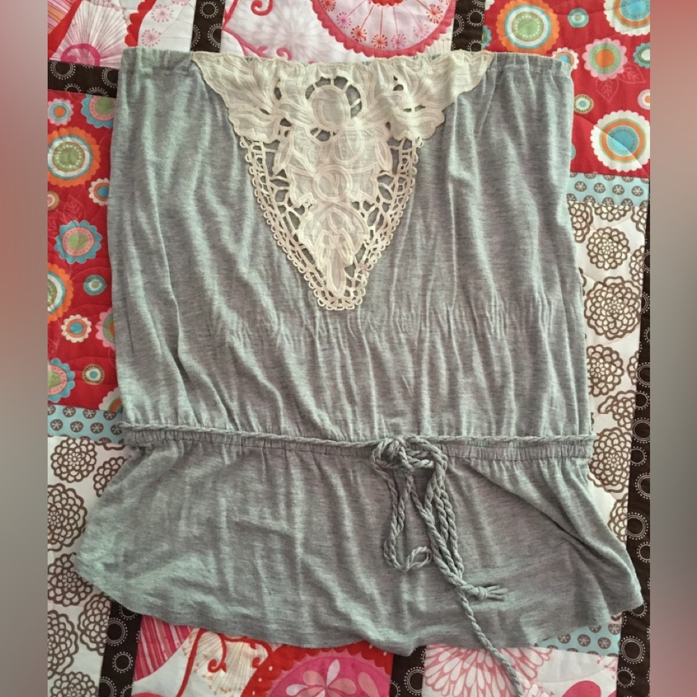 Dynamite grey strapless top, size medium